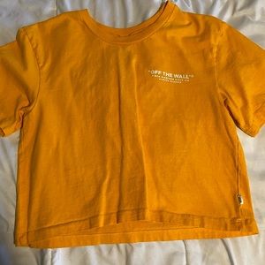 vans cropped tee